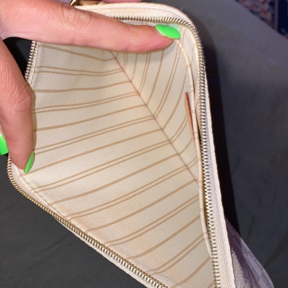 Louis Vuitton Neverfull MM removable pouch/clutch/wristlet Damier Azur material - Picture 12 of 14